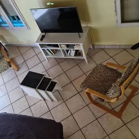 Holiday home Maison Familiale A Avec Terrasse