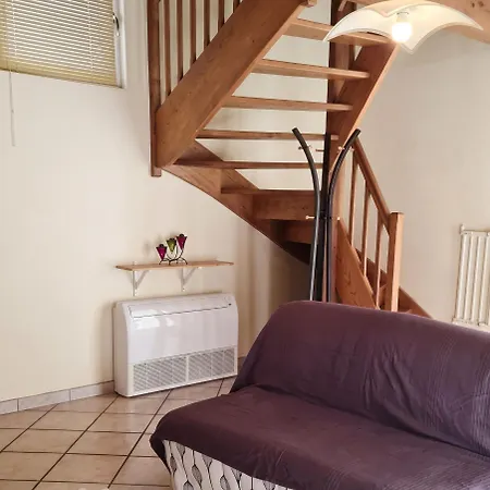 Maison Familiale A Avec Terrasse Ferienhaus Faycelles