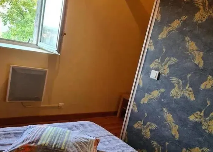 Maison Familiale A Avec Terrasse Nyaraló Faycelles